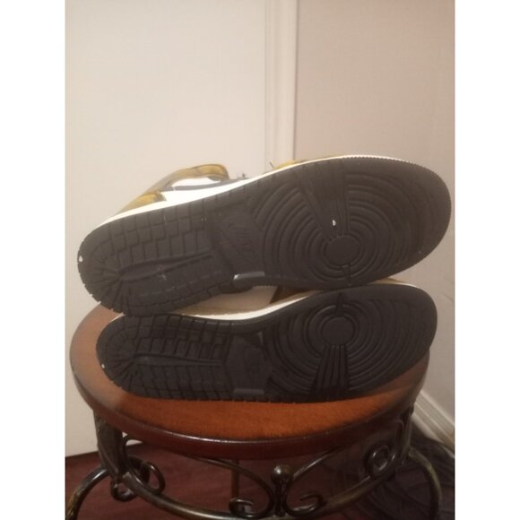 Nike Air Jordan 1 Mid Se Gs Suze 7Y Wear-away Taxi Yellow Black Aj1 DQ8418071 - Picture 14 of 14